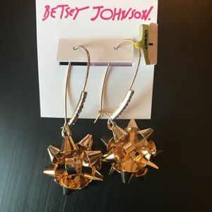Betsey Johnson holiday bow earrings.